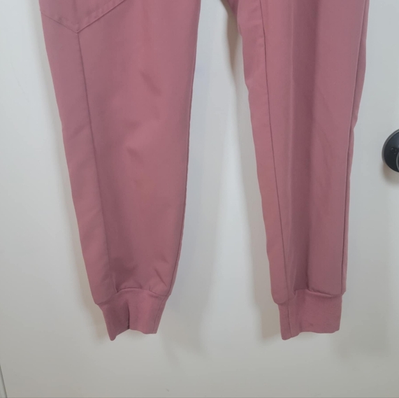 FIGS Pink Technical Collection Jogger Comfortable Scrubs Size XS - Picture 2 of 9
